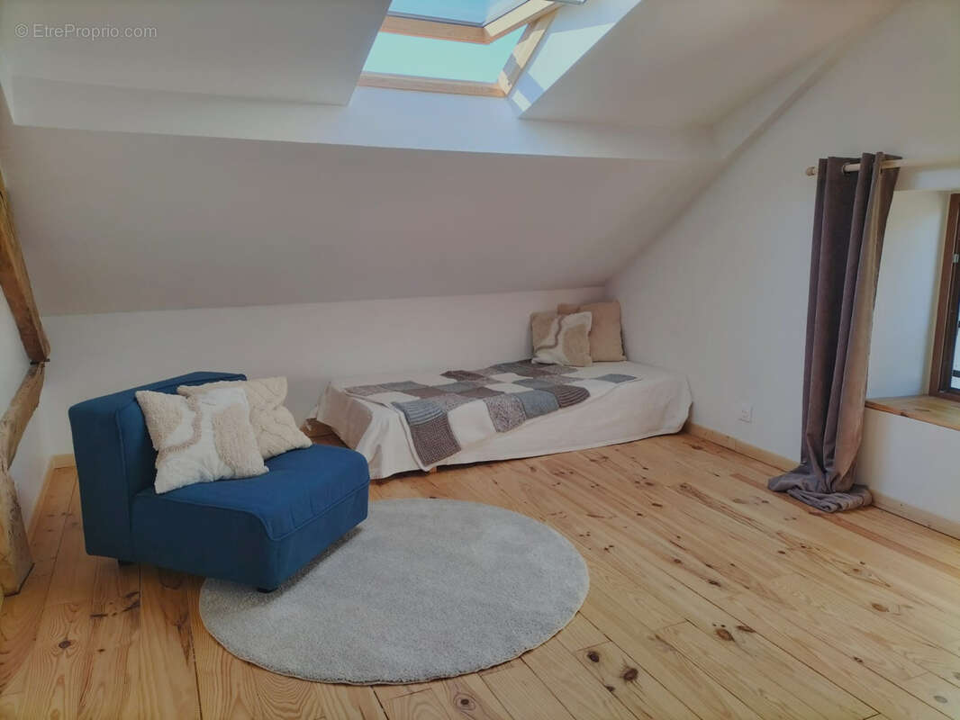 Tres belle demeure 170 m2- 5 chambres- grand garage - photo 6