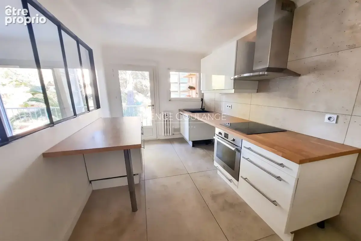 Appartement 71 m² à Toulon  - photo 5