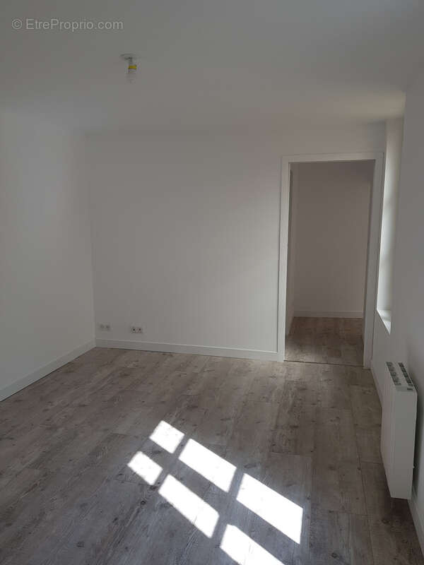 Appartement à BARBEZIEUX-SAINT-HILAIRE