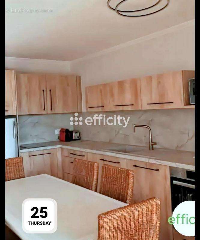 Appartement à GRIMAUD