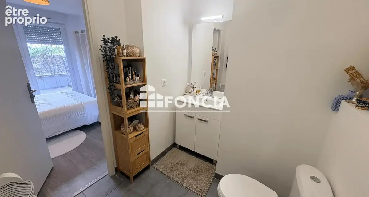 À vendre – angers quartier recent des hauts de saint aubin appartement t2 – terrasse – 2 chambres – parking - photo 9