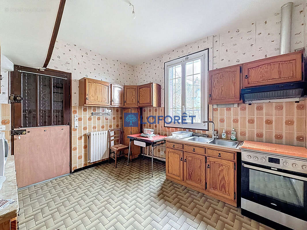 Maison à SAVIGNY-SUR-ORGE