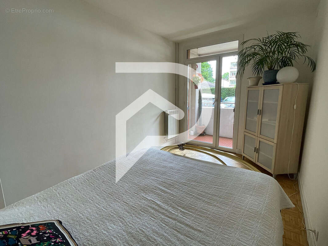 Appartement à LIMEIL-BREVANNES