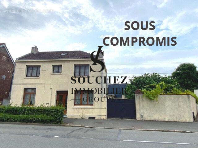 Maison à ANGRES