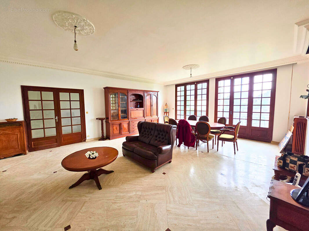 Maison à NEUILLY-PLAISANCE