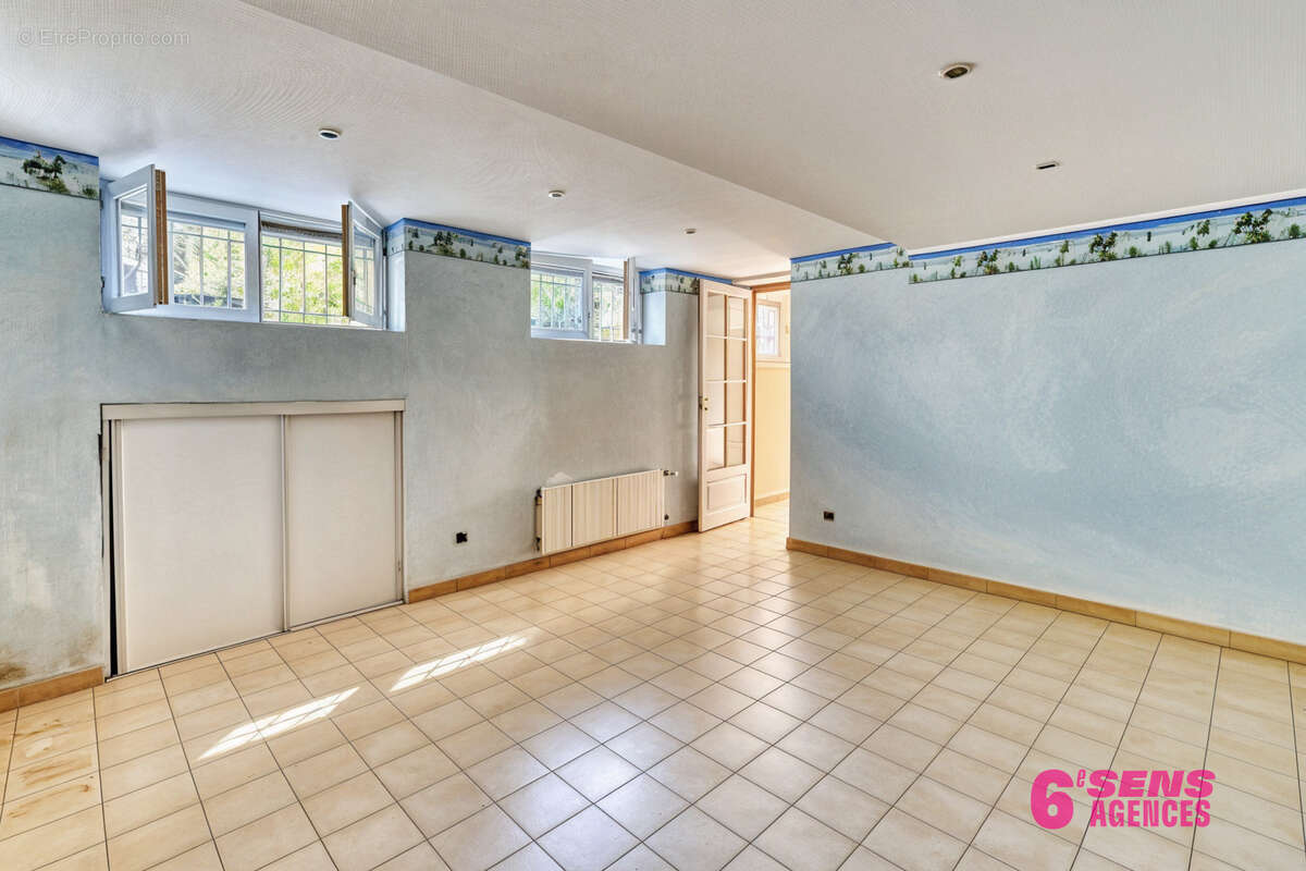 Maison à LYON-9E