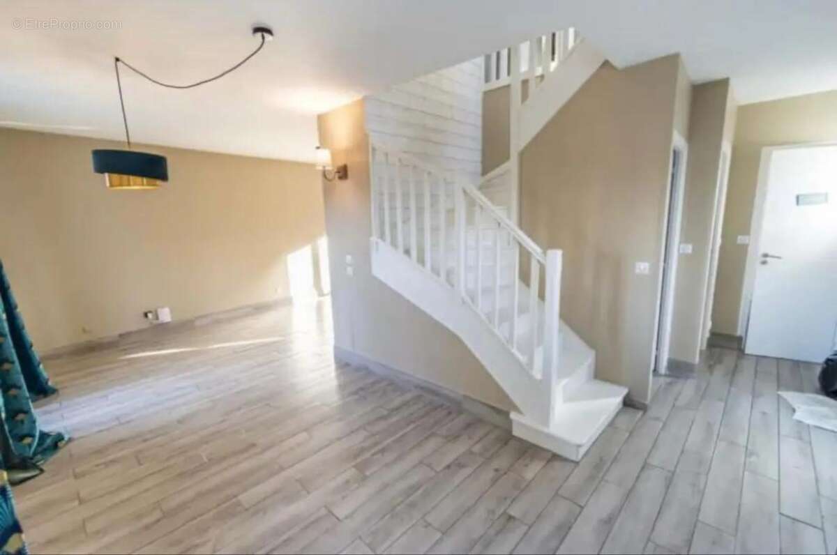 Maison à SAINT-BRICE-SOUS-FORET