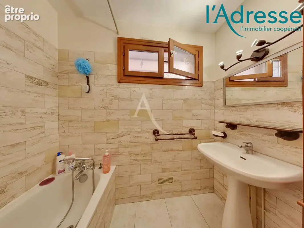 Maison Neuilly Sur Marne 6 pièces DE 140M²  !!! - photo 7