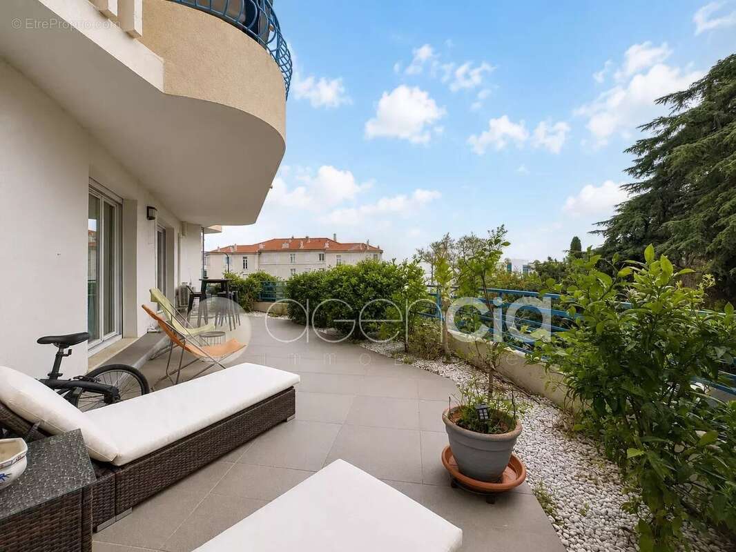 Appartement à CANNES