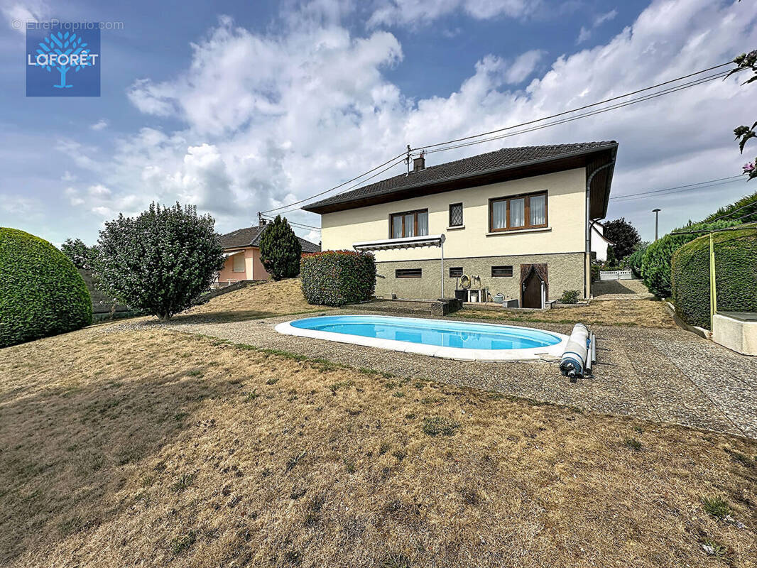 Maison 4 pièces 102 m² · à Lampertheim · 102 m² · 359 800 €