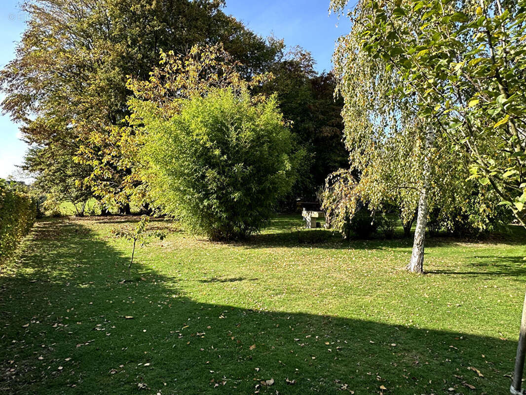 Maison à FONTAINE-LES-VERVINS