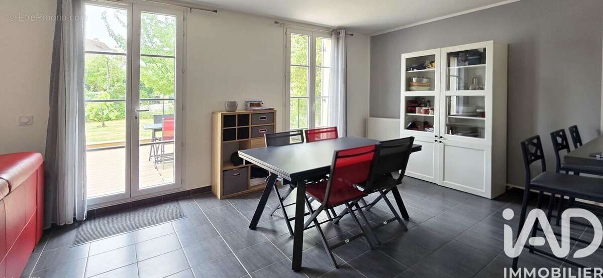 Maison 90 m² à Magny-Le-Hongre  - photo 4