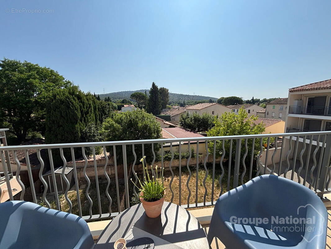 Appartement à EYGUIERES