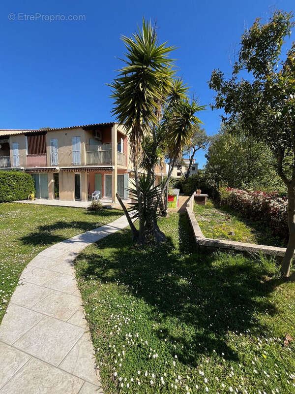 Appartement à VILLENEUVE-LOUBET