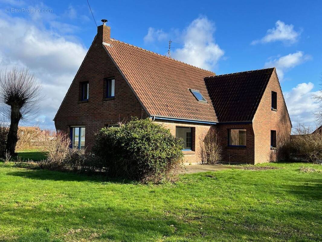 Maison à VERLINGHEM