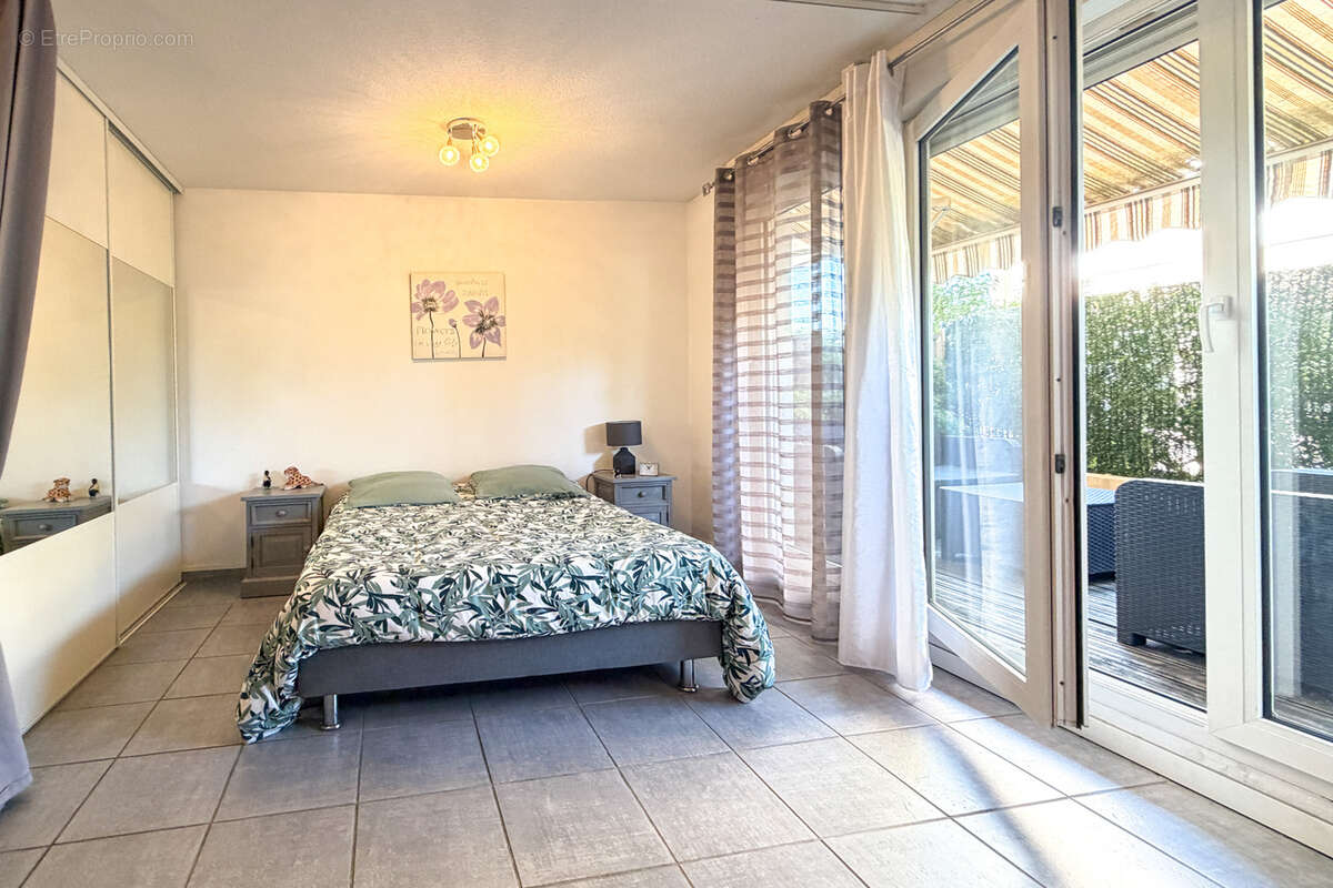 Appartement à HYERES