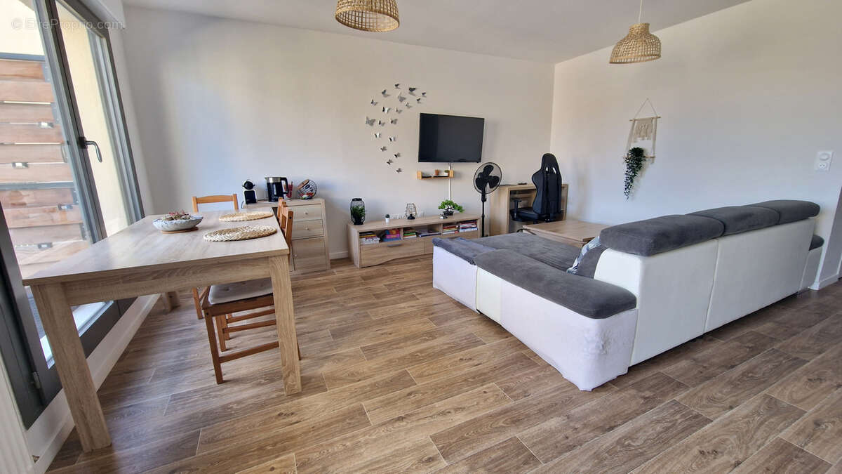 Appartement à MARLY-LA-VILLE