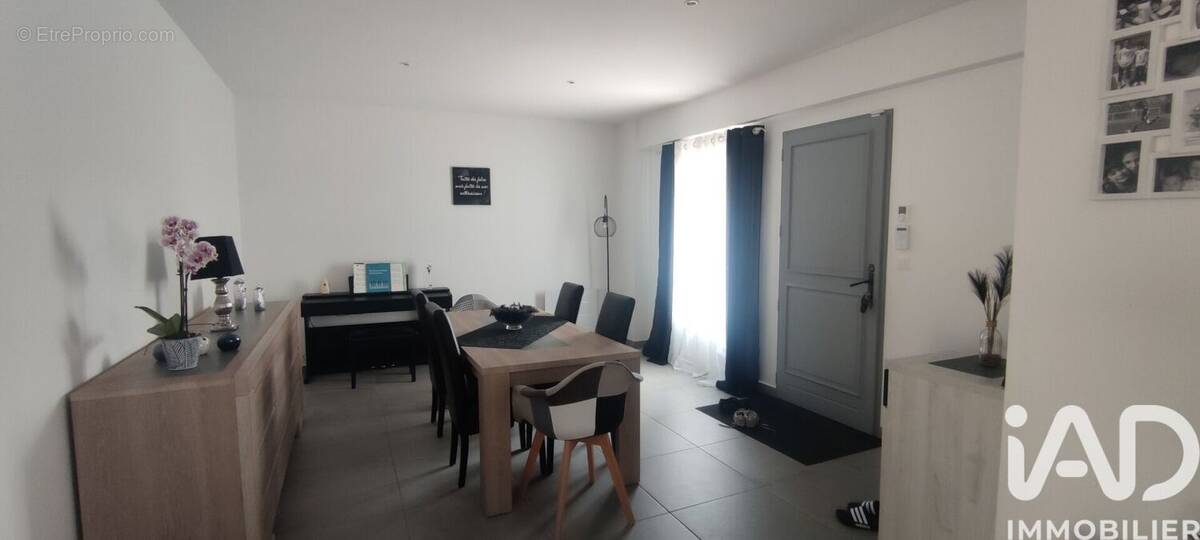 Photo 1 - Maison à NEUVILLE-DE-POITOU