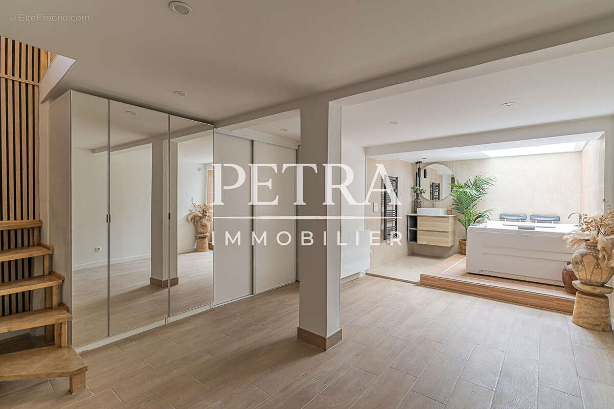 Maison à LE KREMLIN-BICETRE