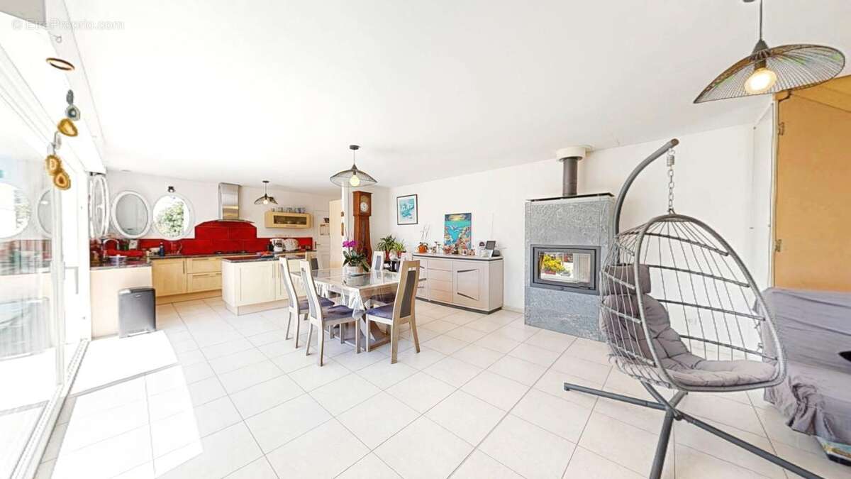 Maison 5 pièces 133m² et 3000m² de terrain - Aure sur mer - photo 2