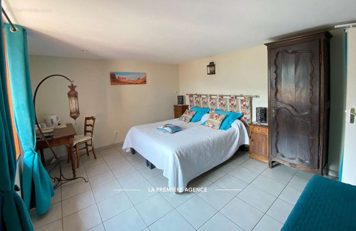 Maison à SAINT-FORGEUX