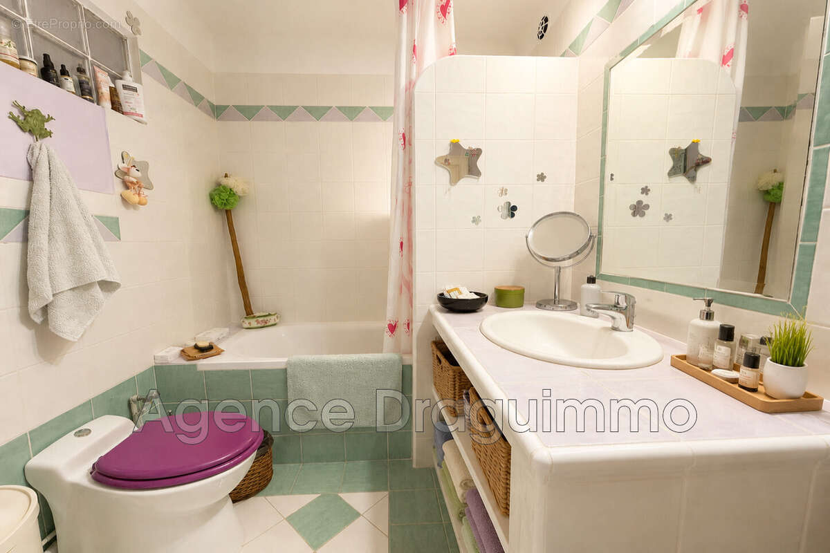 Appartement à DRAGUIGNAN