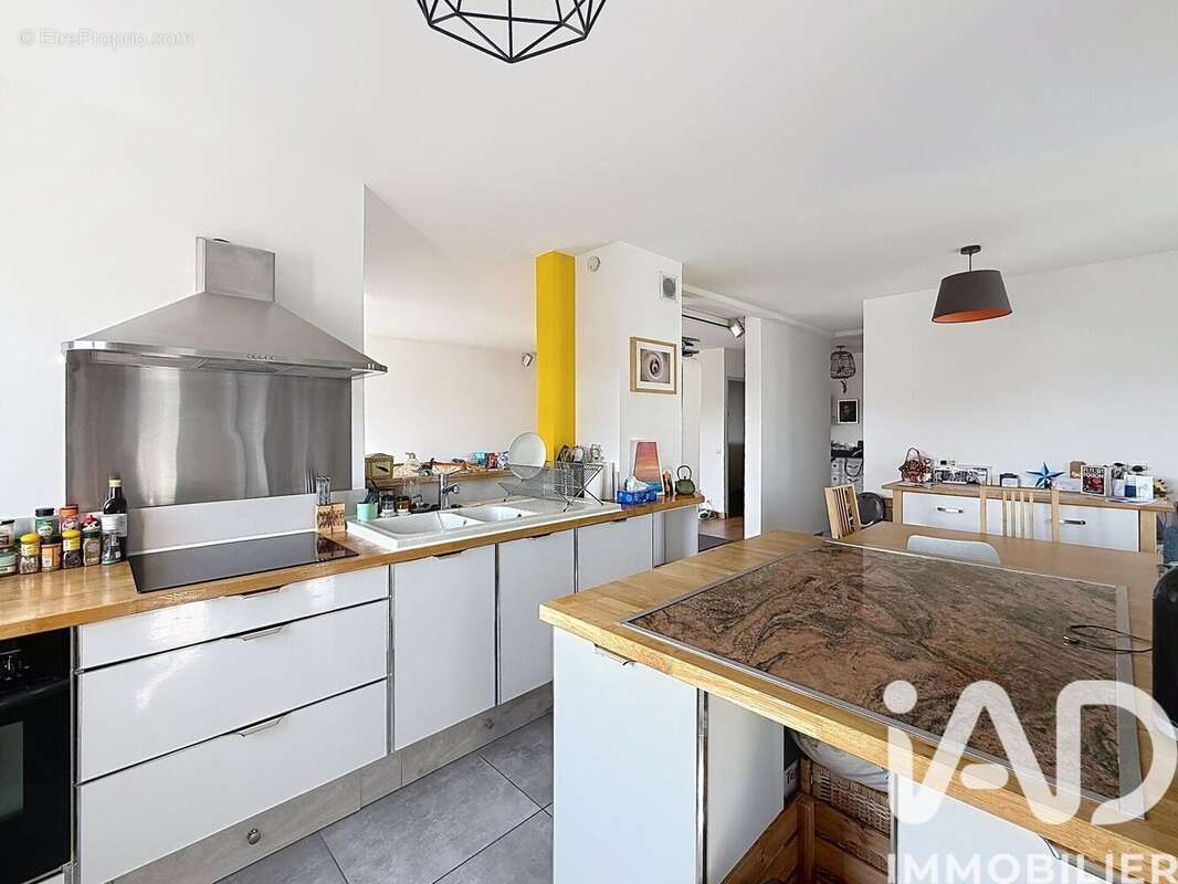 Appartement 98 m² à Echirolles  - photo 7