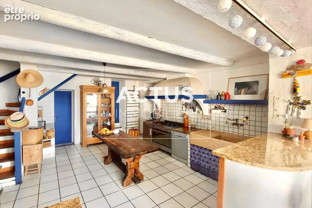 Maison 186 m² à Martigues  - photo 9