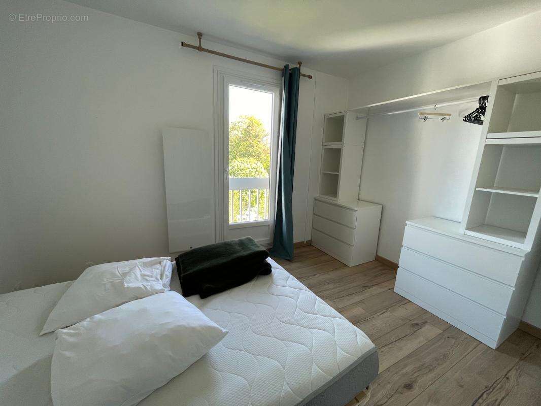 Appartement à SAINT-JEAN-DE-BRAYE
