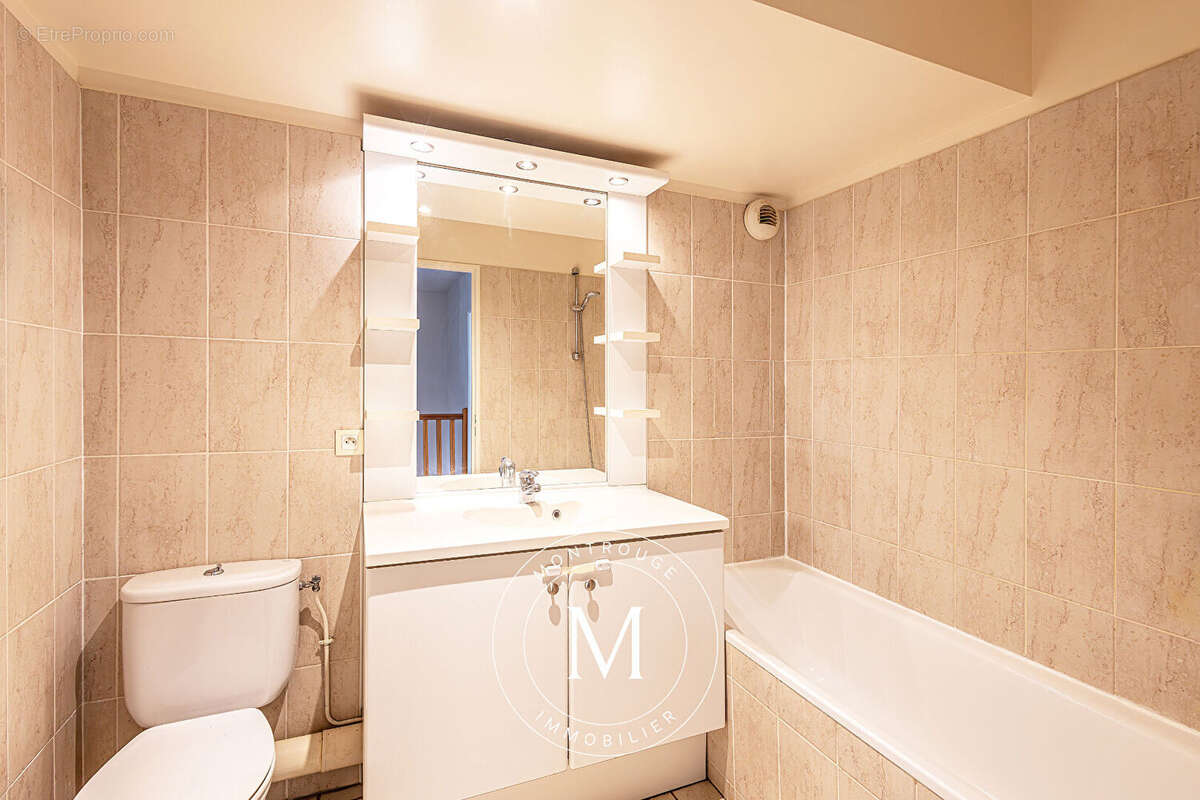 Appartement à MONTROUGE