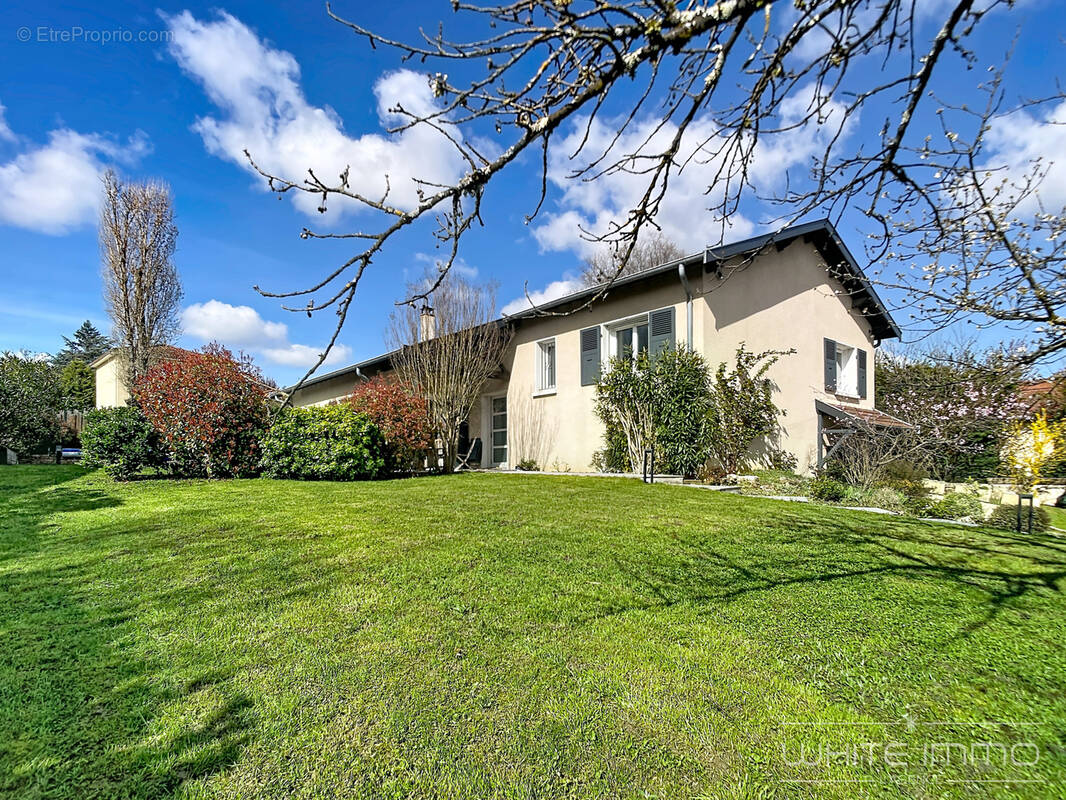 Maison à FRANCHEVILLE