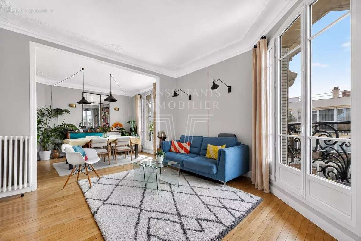 Appartement à LEVALLOIS-PERRET
