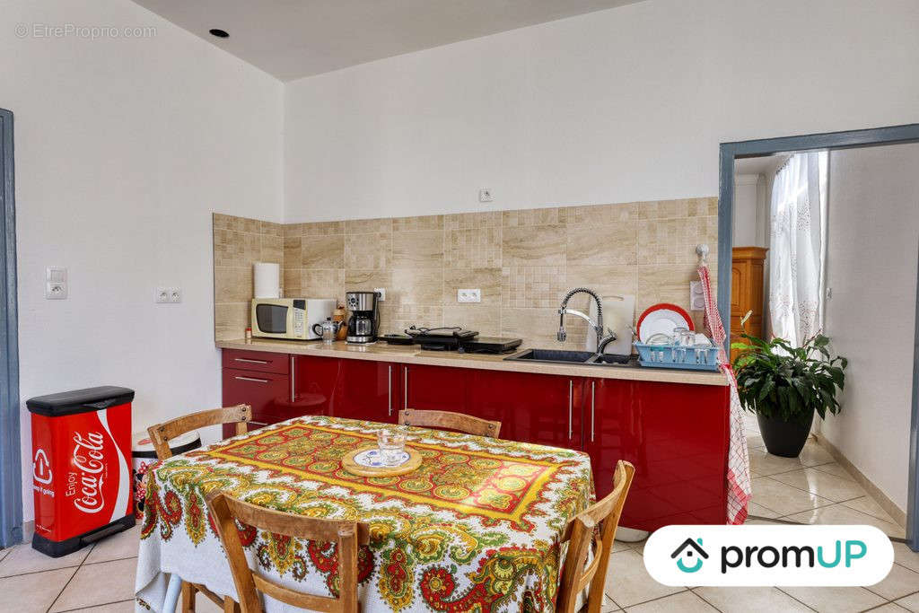 Maison à ARNAC-POMPADOUR