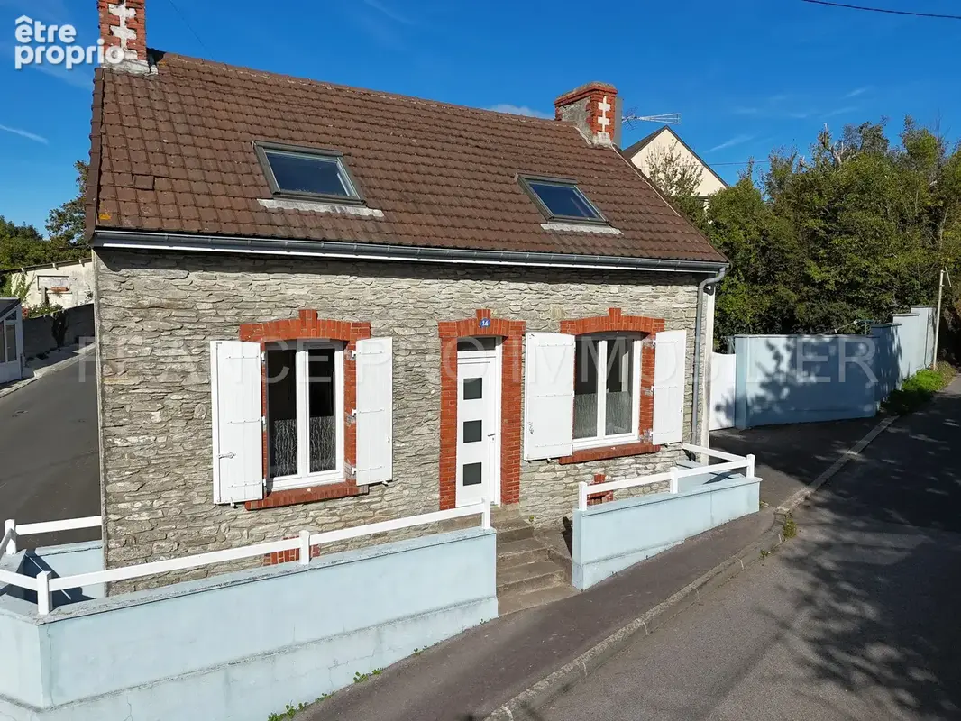 Maison individuelle avec jardin à Équeurdreville-Hainneville - photo 1