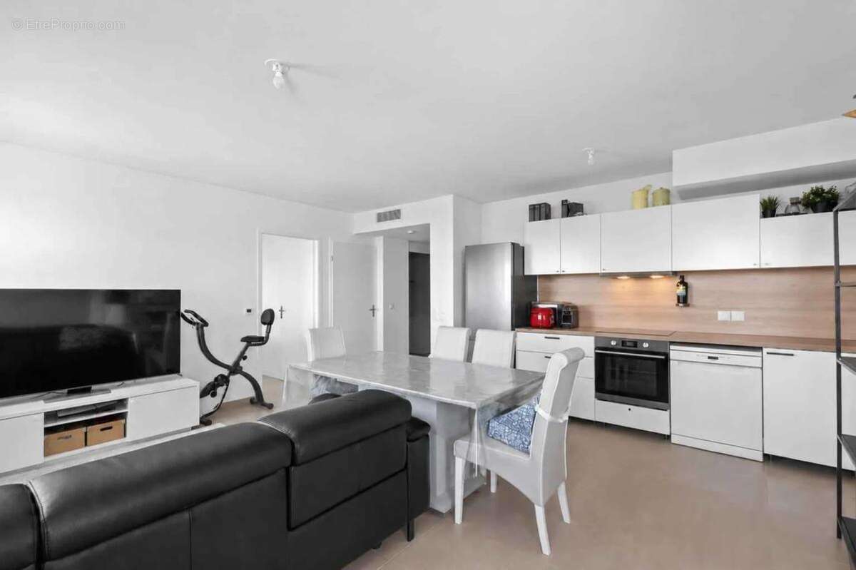 Appartement à BUSSY-SAINT-GEORGES