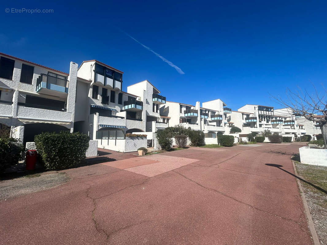 Le Barcarès Cap Coudalère Duplex terrasse Vue lac Marin Plein Sud, parking et piscine ! - photo 20