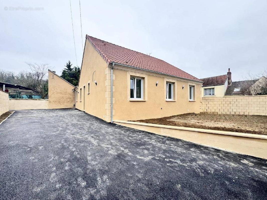 Maison à MONT-NOTRE-DAME