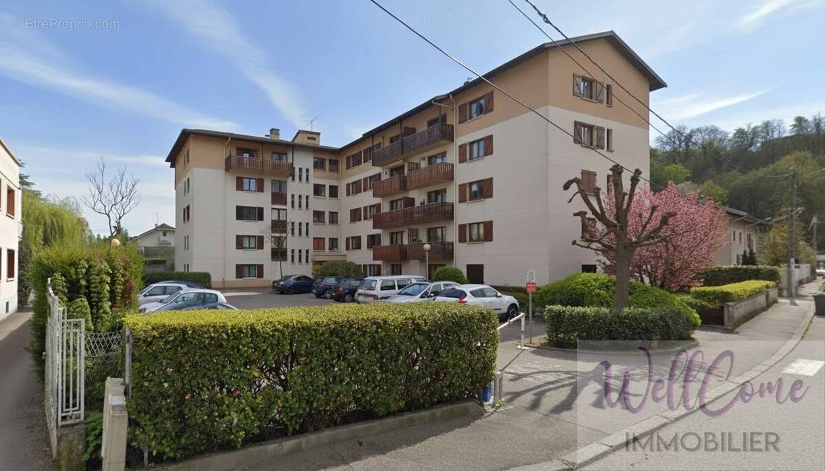 Appartement à AIX-LES-BAINS
