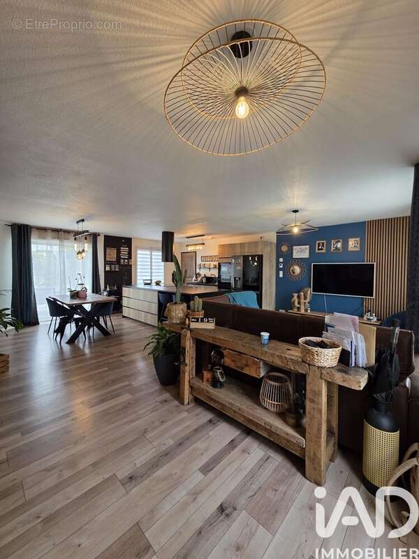 Photo 2 - Maison à VARENNES-SUR-ALLIER