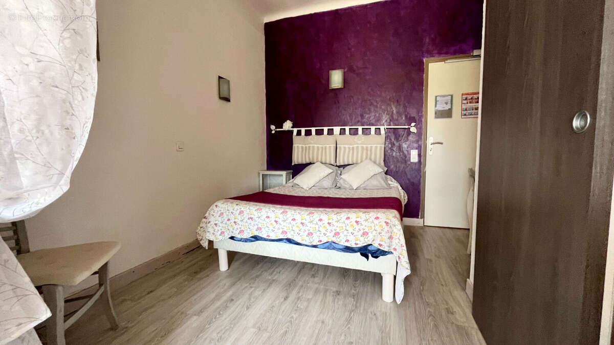 Maison à SAUMANE-DE-VAUCLUSE