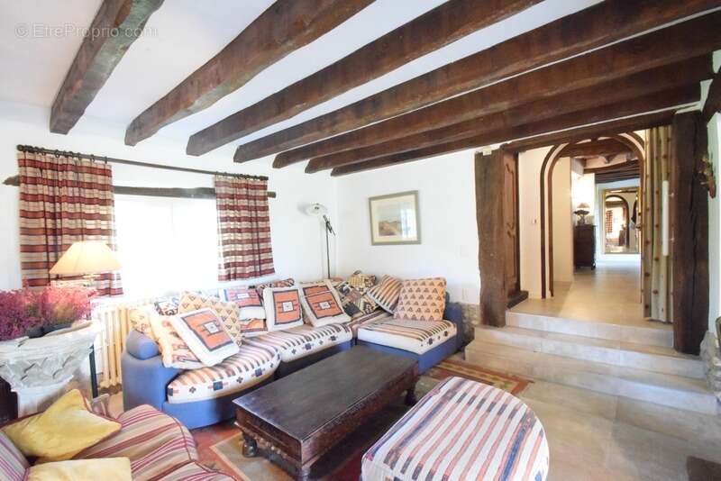 Maison à SAINT-MAURICE-SUR-FESSARD