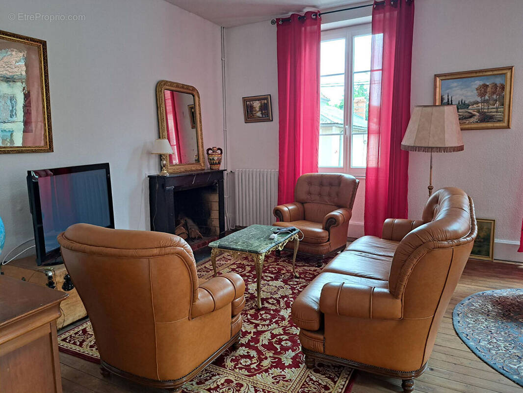 Maison à CHATILLON-EN-BAZOIS