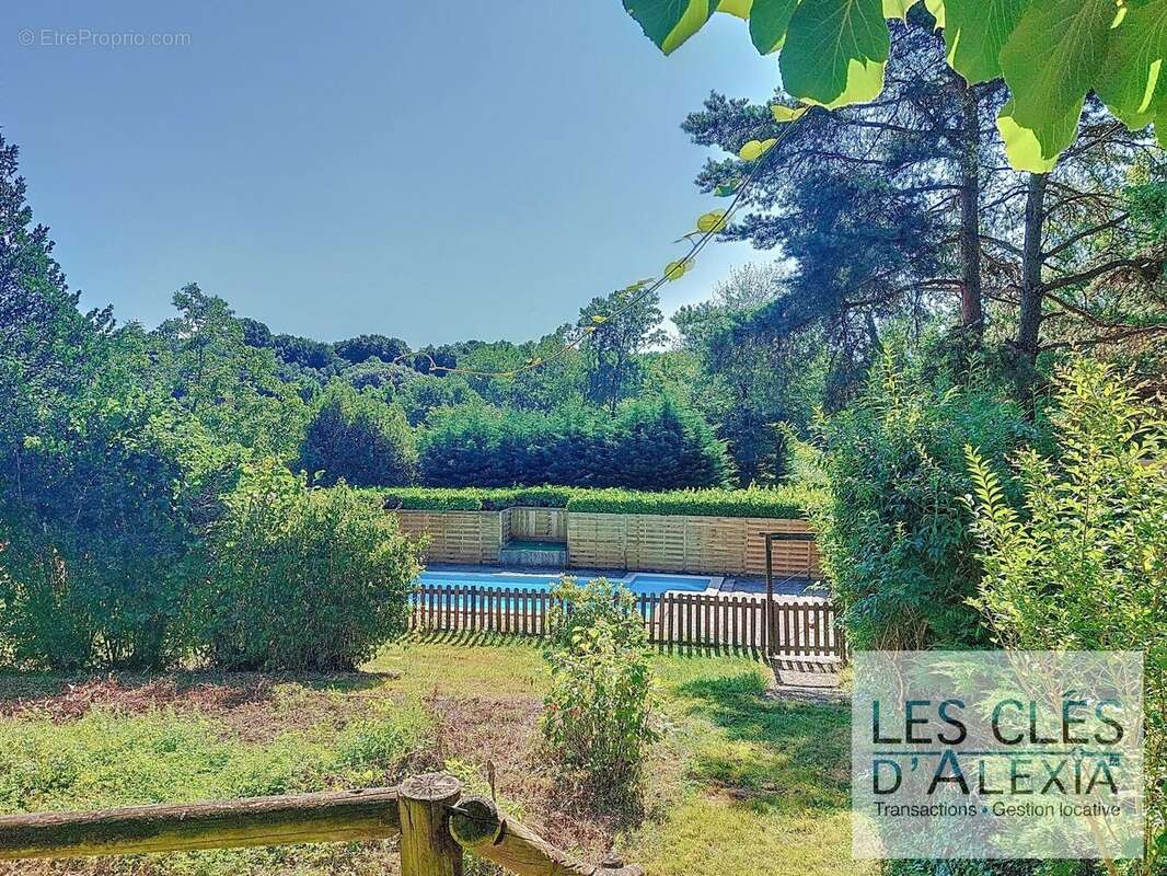 Maison à LES COTES-D'AREY