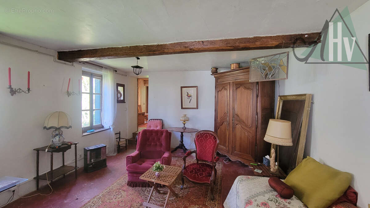 Maison à PAILLY