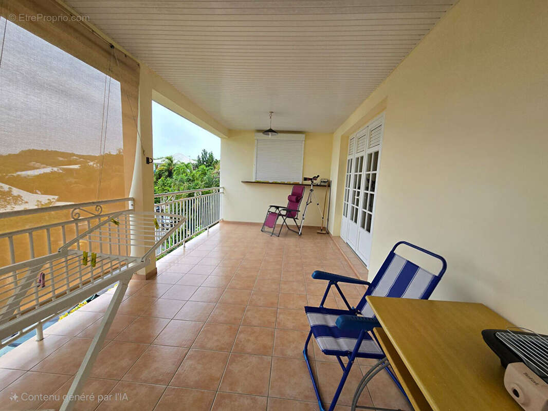 Maison à LES TROIS-ILETS