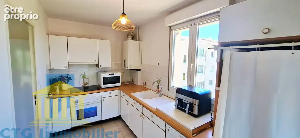 T2 marseilleveyre/parangon 13008 marseille - photo 3