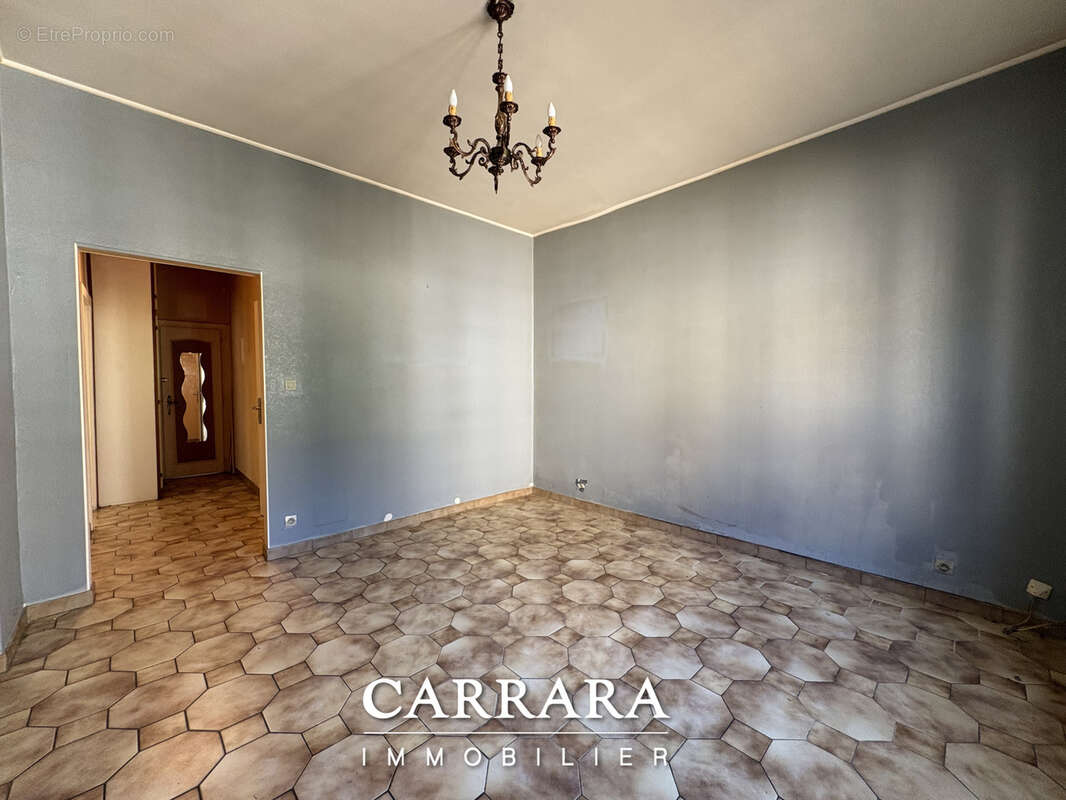 Appartement à ALGRANGE