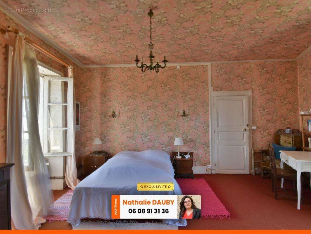 Maison familiale, 5 chambres, au coeur de Prissac (36) - photo 2