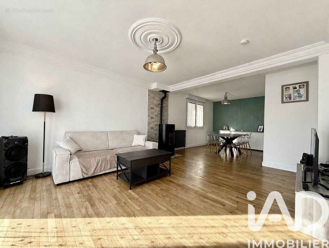 Photo 1 - Maison à MEUCON