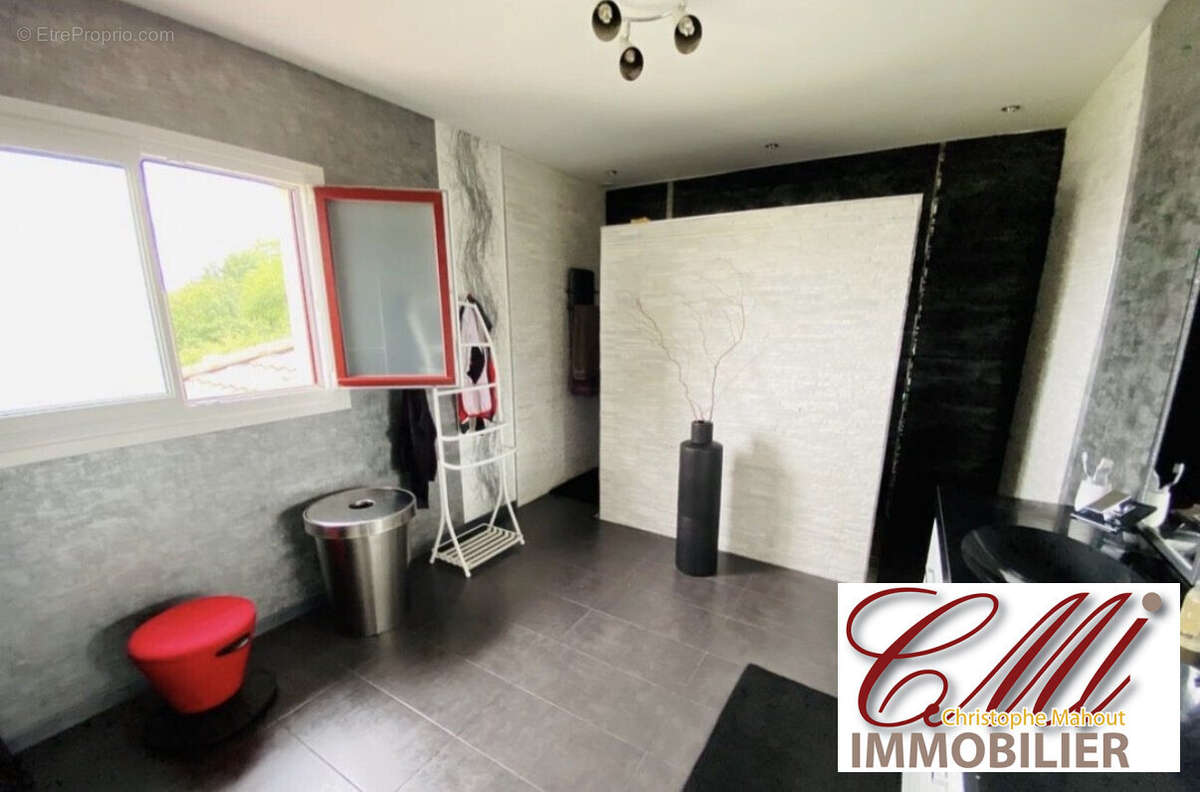 Maison 195 m² à Vitry-Le-Francois  - photo 7